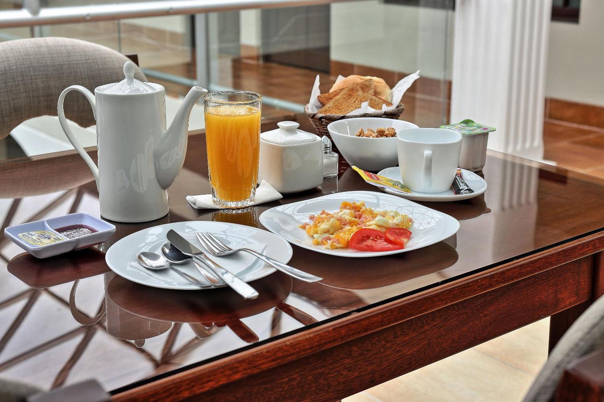 Hostal Patrimonio - Potosi Bagian luar foto